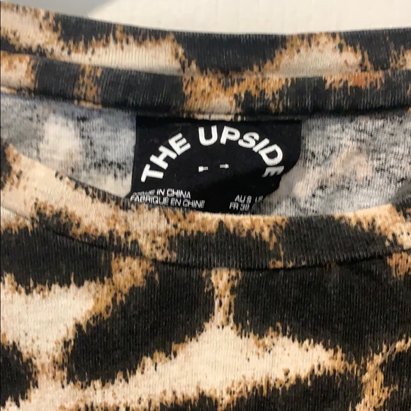 Leopard Print T-shirt - Picture 2 of 3